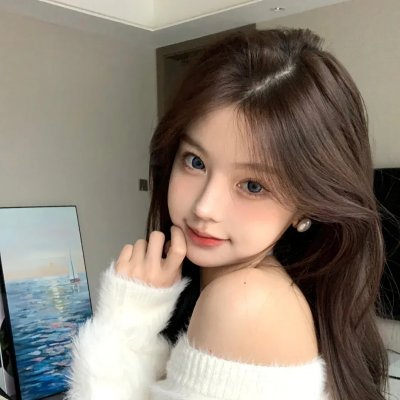 不装了，我比英雄还强